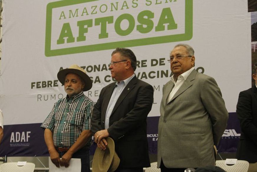 José Aparecido recebe carta branca do governador Amazonino Mendes
